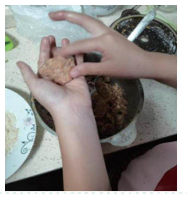 美味的珍珠丸子的插图